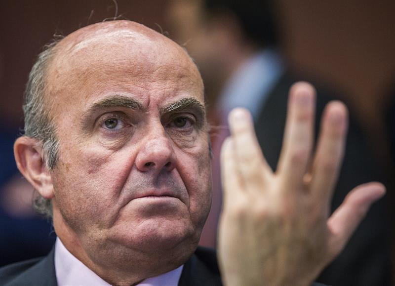 El Gobierno no interferirá en la decisión de Bankia sobre una posible compra del Banco Popular El Gobierno no interferirá en la decisión de Bankia sobre una posible compra del Banco Popular