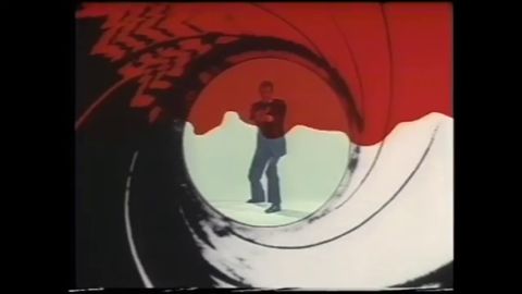 Frame 10.285707 de: Muere Roger Moore, el actor de James Bond y "El Santo"