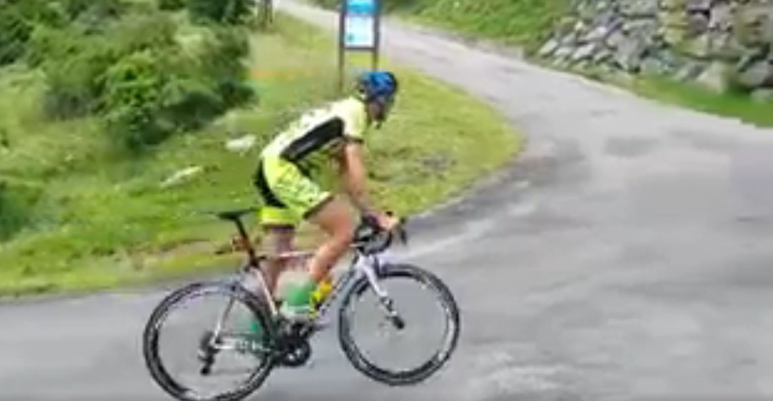 Iván Muñoz: "Al llegar a la cima mi madre me dijo que creía que no iba a subir" Iván Muñoz: "Al llegar a la cima mi madre me dijo que creía que no iba a subir"