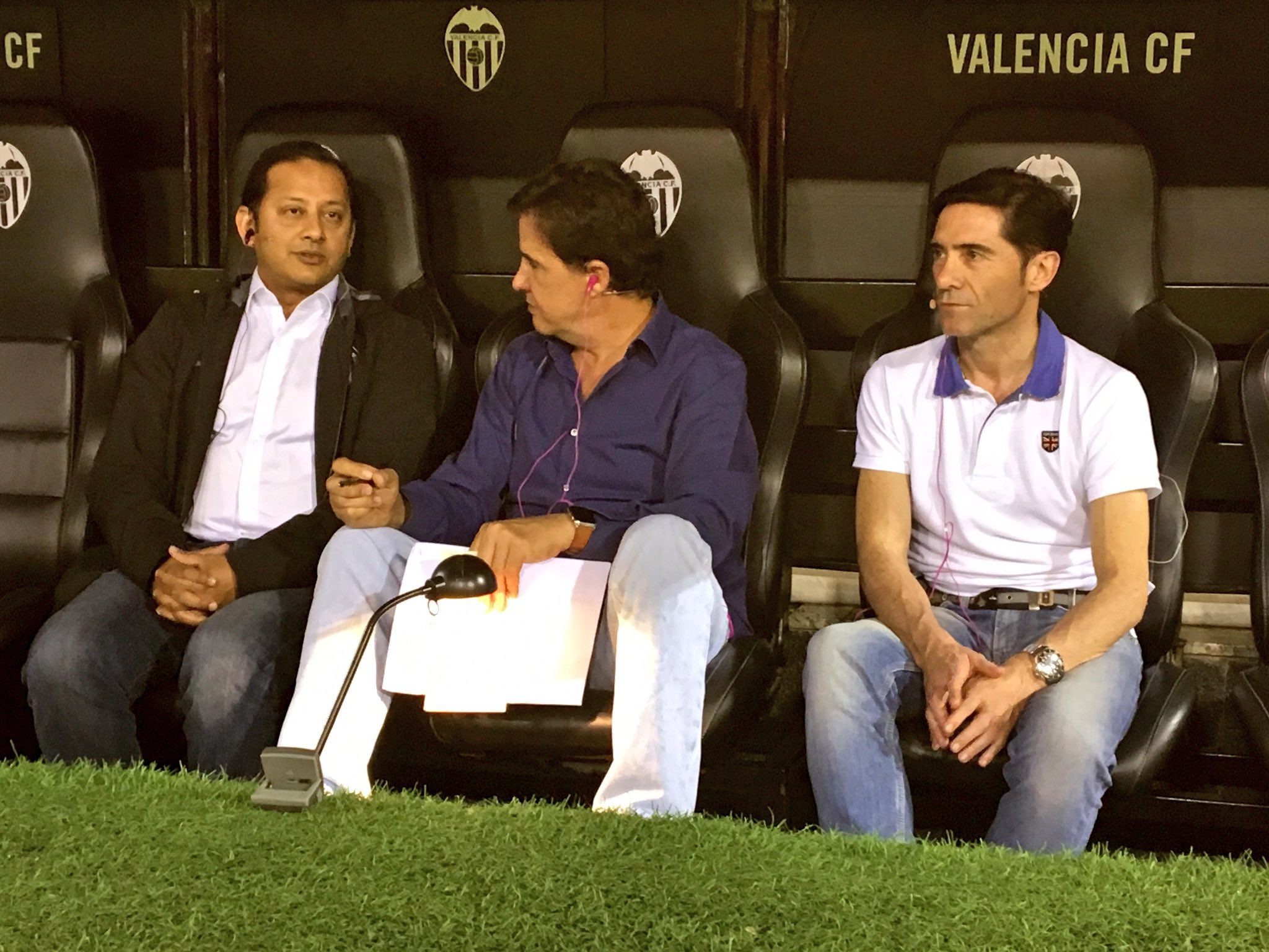 Anil Murthy: "El aficionado del Valencia es muy caliente y está enfadado, intentaremos cambiarlo" Anil Murthy: "El aficionado del Valencia es muy caliente y está enfadado, intentaremos cambiarlo"