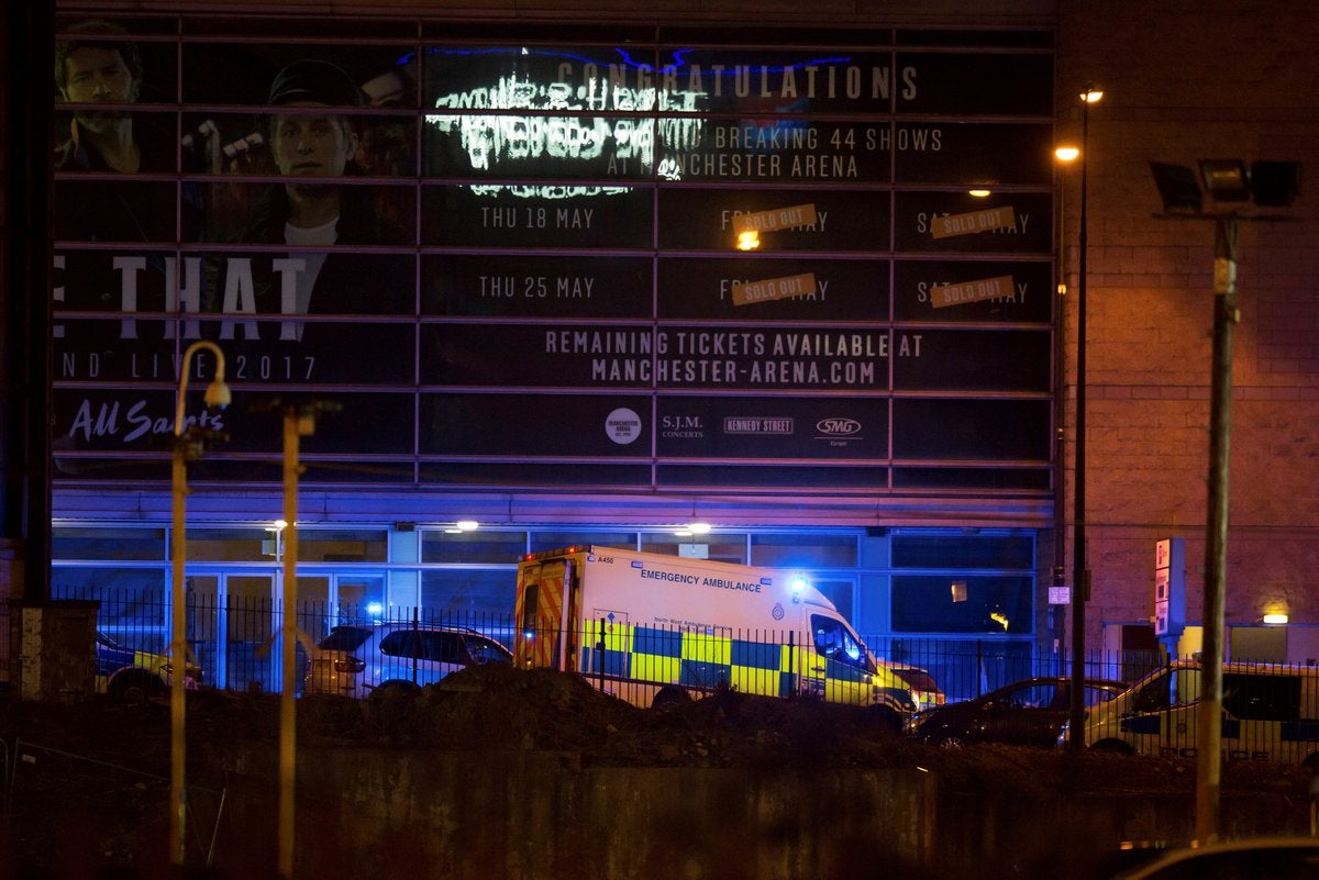 Un atentado suicida en Manchester deja al menos 22 muertos y 64 heridos Un atentado suicida en Manchester deja al menos 22 muertos y 64 heridos