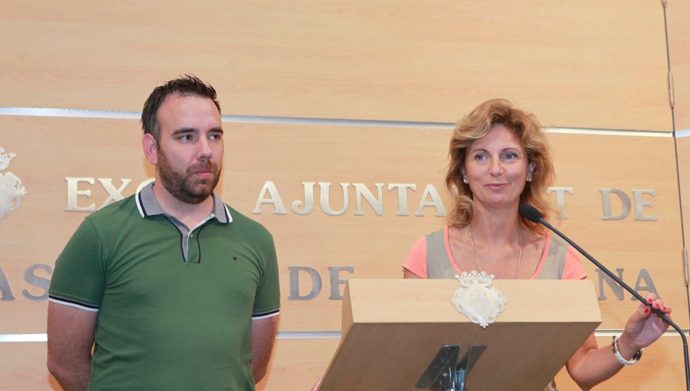 El concejal de Ordenación del Territorio, Rafa Simó, junto a la alcaldesa de Castellón, Amparo Marco.