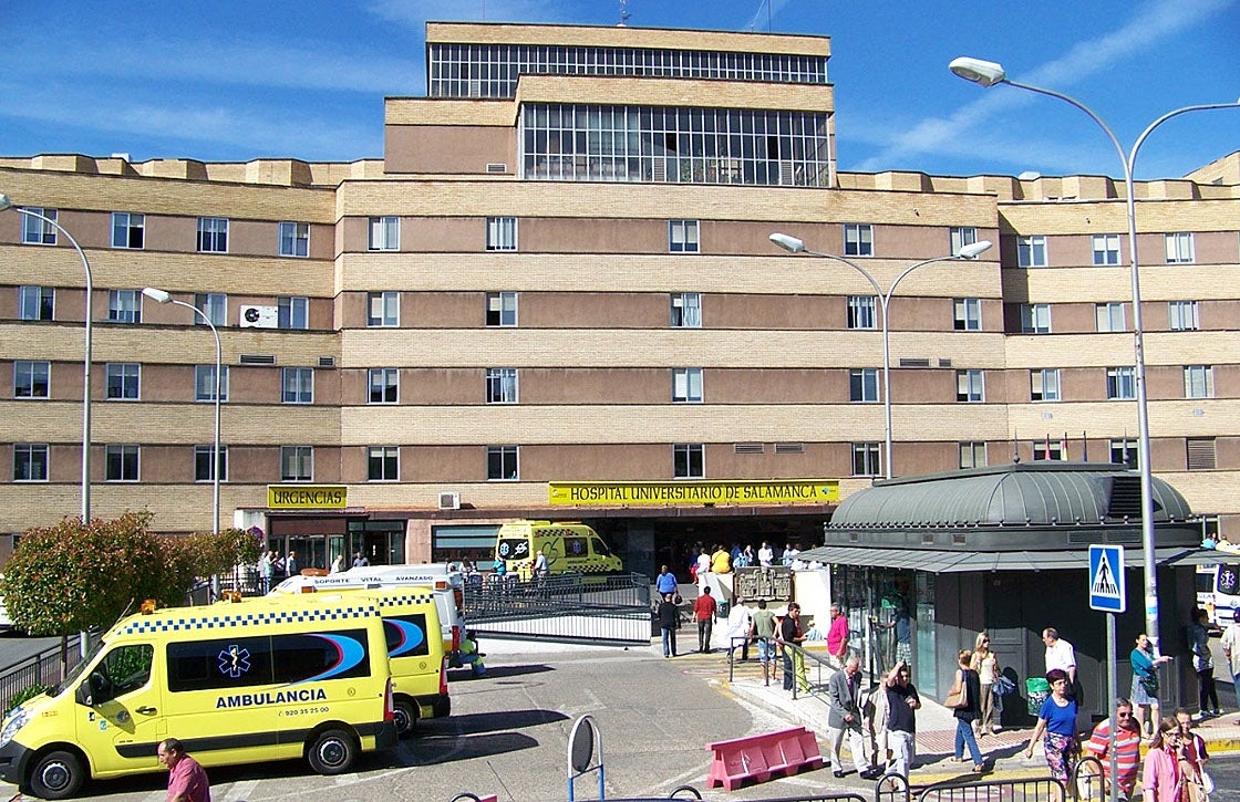 Un paciente propina un cabezazo a una enfermera por tener que compartir habitación Un paciente propina un cabezazo a una enfermera por tener que compartir habitación