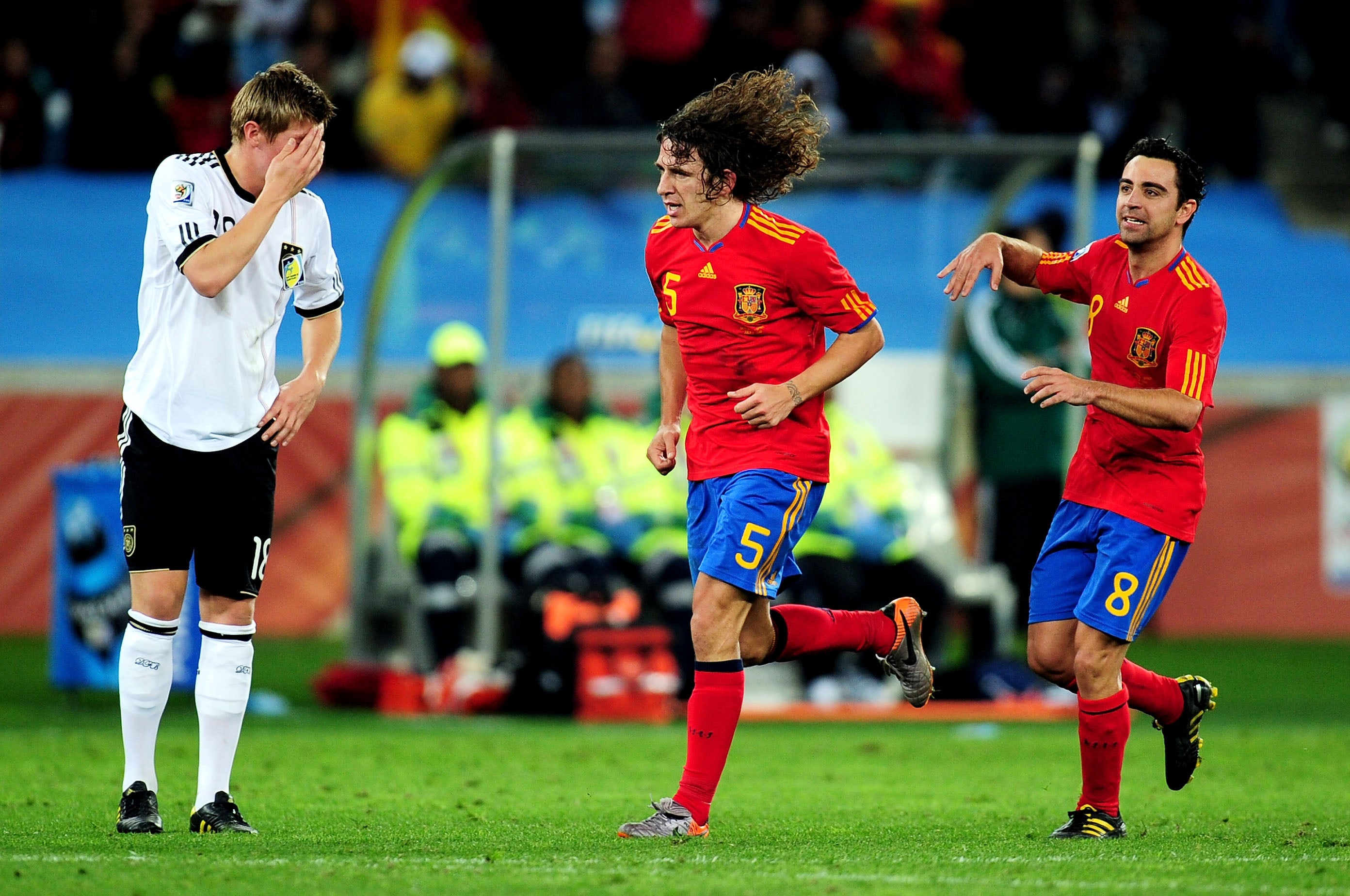 Xavi: "Kroos me recuerda a mí, es mi sucesor" Xavi: "Kroos me recuerda a mí, es mi sucesor"