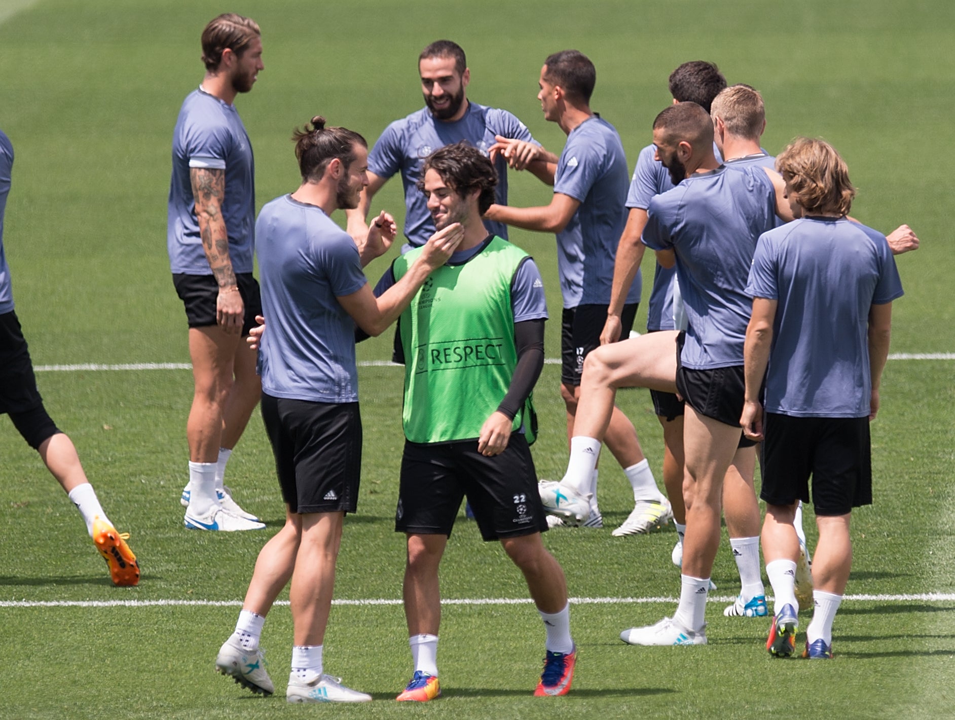 Bale: "No estaré decepcionado si no soy titular, Isco es un jugador fantástico" Bale: "No estaré decepcionado si no soy titular, Isco es un jugador fantástico"
