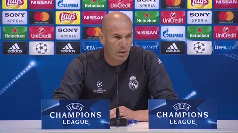 Frame 62.329 de: Zidane: "¿Isco o Bale? Es una decisión muy difícil" Frame 62.329 de: Zidane: "¿Isco o Bale? Es una decisión muy difícil"