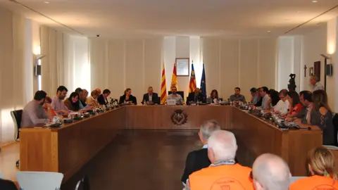 Imatge del ple cel-lebrat ahir en l´Ajuntament corresponent al mes de maig. L´equip de govern demana la reprovació per les declaracions vertides en el darrer ple de la diputació sobre l´estratègia EDUSI.