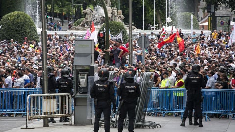 Taxistas manifest&aacute;ndose