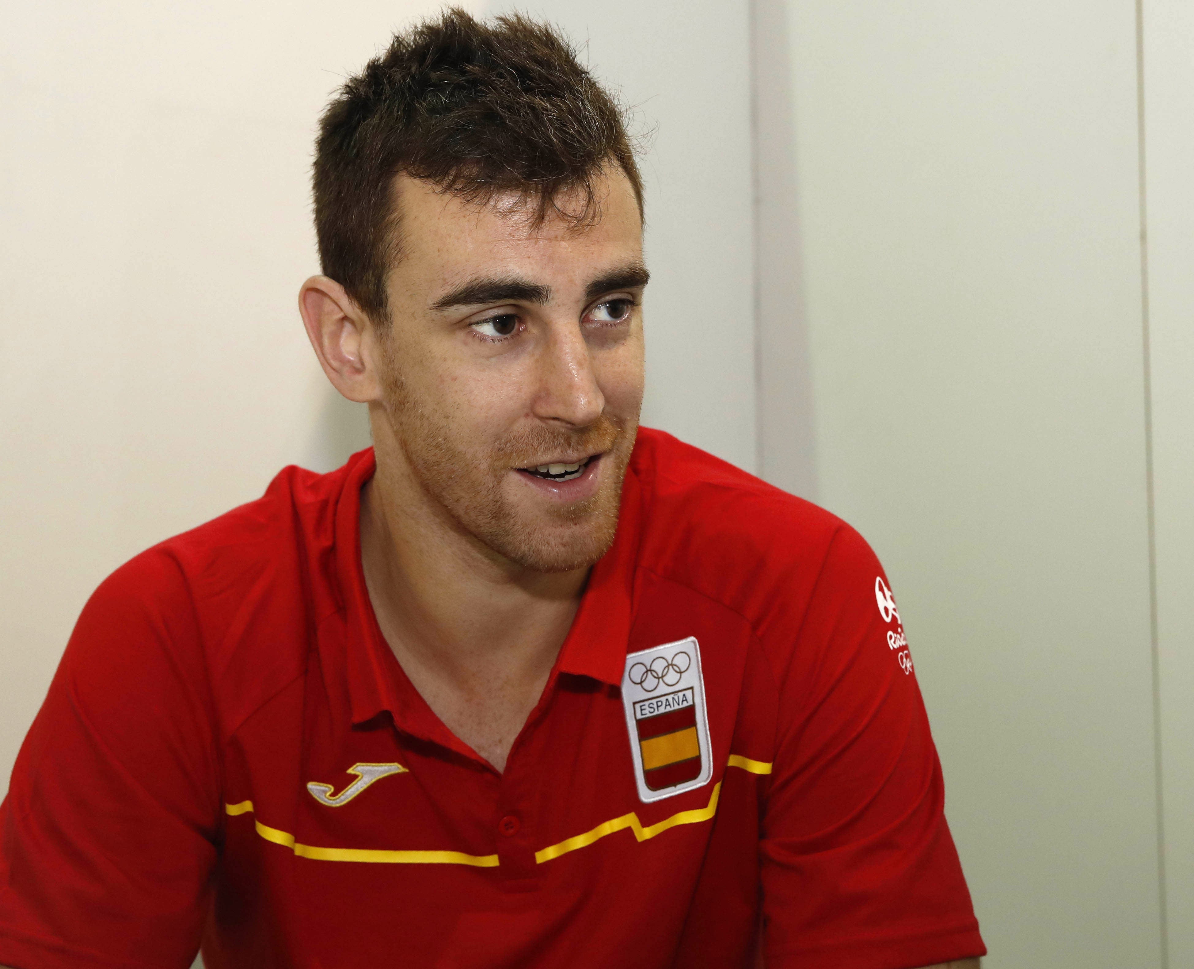 Victor Claver estará cinco meses de baja y se perderá el Eurobasket Victor Claver estará cinco meses de baja y se perderá el Eurobasket