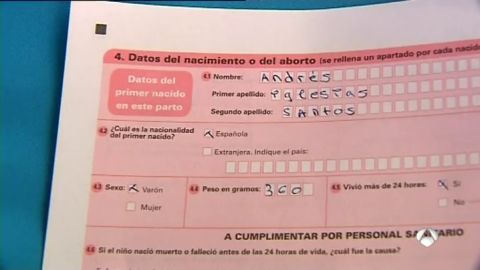 Frame 101.935238 de: El apellido del padre dejar&aacute; de tener preferencia en Espa&ntilde;a a partir del pr&oacute;ximo 30 de junio
