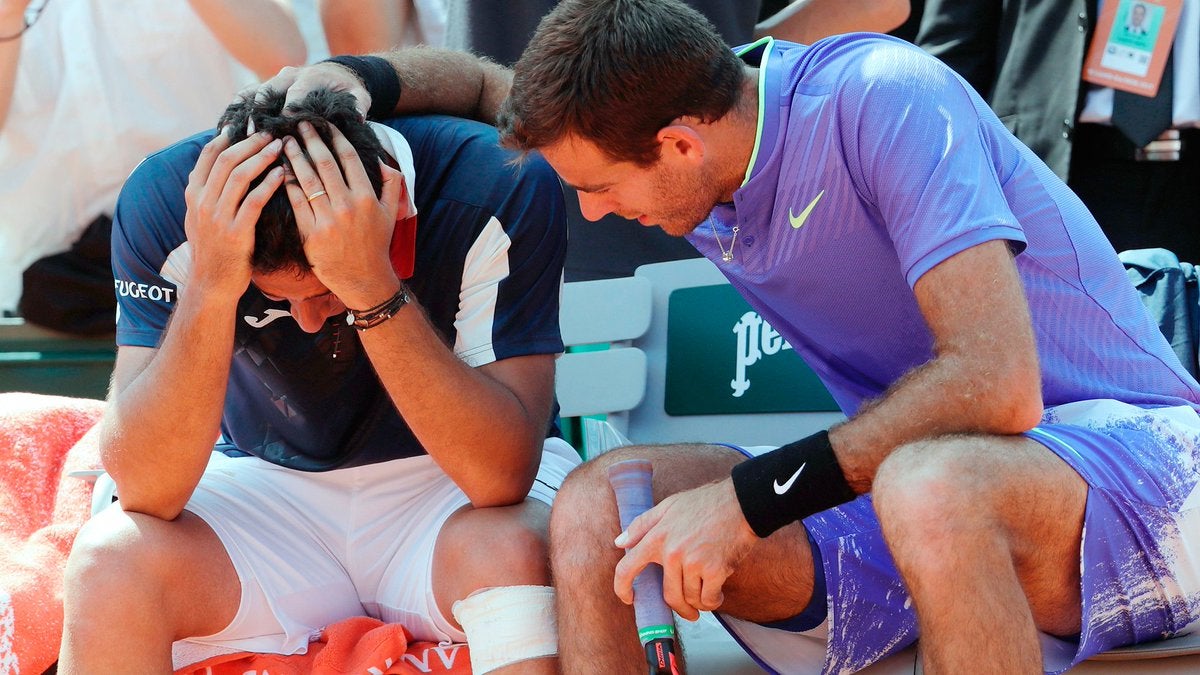 El noble gesto de Del Potro tras la lesión de Nico Almagro El noble gesto de Del Potro tras la lesión de Nico Almagro