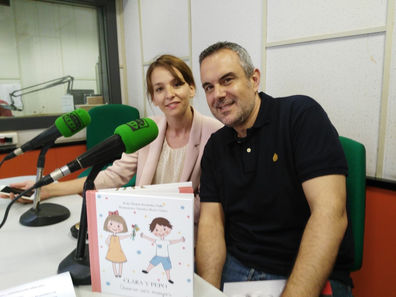 Gijón en la Onda 02/06/2017 con Ana Fierro Gijón en la Onda 02/06/2017 con Ana Fierro
