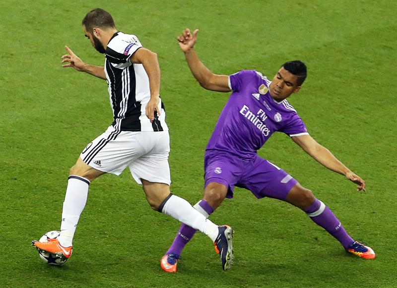 Juventus 1 - 2 Real Madrid. Casemiro adelanta al Real Madrid en el minuto 60 Juventus 1 - 2 Real Madrid. Casemiro adelanta al Real Madrid en el minuto 60