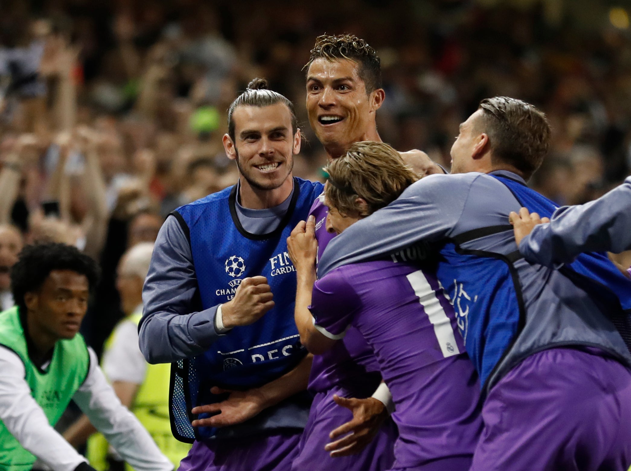 MisterChip canta eufórico el himno del Real Madrid después de ganar la Duodécima MisterChip canta eufórico el himno del Real Madrid después de ganar la Duodécima