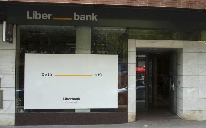 Las acciones de Liberbank se disparan tras confirmarse conversaciones con Abanca Las acciones de Liberbank se disparan tras confirmarse conversaciones con Abanca