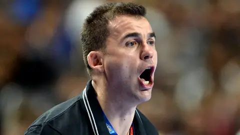 Raúl González, seleccionador de Macedonia Raúl González, seleccionador de Macedonia