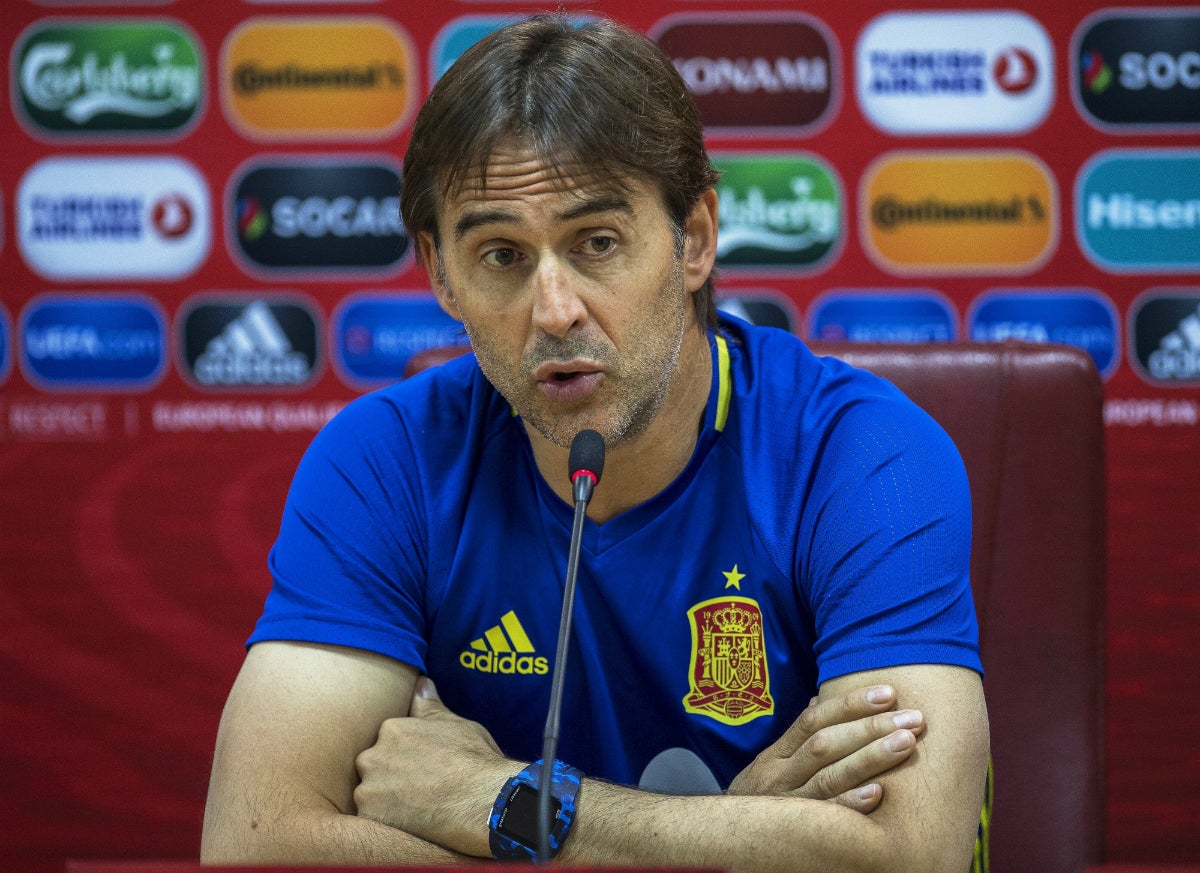 Julen Lopetegui: "Toda nuestra atención y energía está puesta en Albania" Julen Lopetegui: "Toda nuestra atención y energía está puesta en Albania"