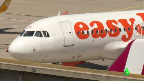 Avi&oacute;n de EasyJet