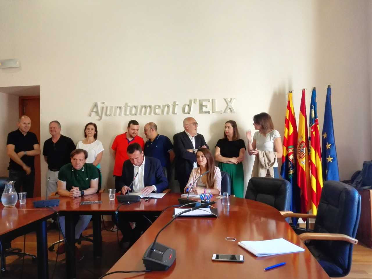 El tripartito apela a la unidad pese a las discrepancias con el Mercado Central El tripartito apela a la unidad pese a las discrepancias con el Mercado Central