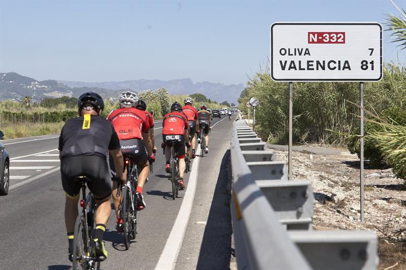 Fallece un ciclista de 69 años tras chocar con un coche Fallece un ciclista de 69 años tras chocar con un coche