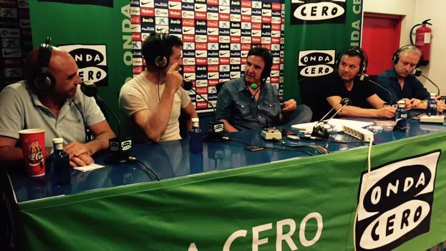 Solozabal, Pedraza y Rubio, en el especial El Transistor desde el Vicente Calderón Solozabal, Pedraza y Rubio, en el especial El Transistor desde el Vicente Calderón