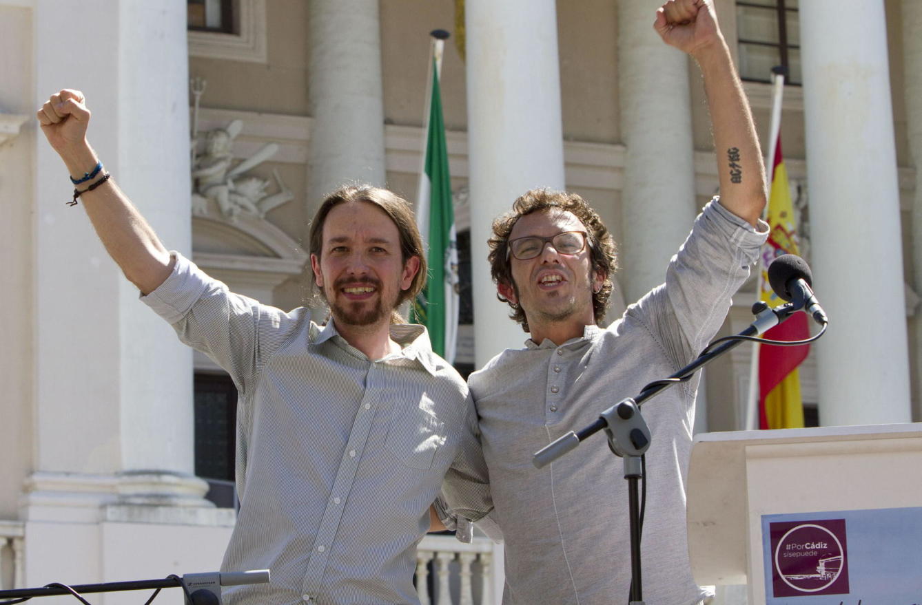 Los 'alcaldes del cambio" arroparán a Iglesias en la moción de censura contra Rajoy Los 'alcaldes del cambio" arroparán a Iglesias en la moción de censura contra Rajoy