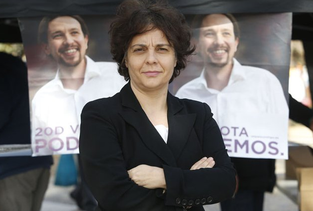 Gloria Elizo: "El vídeo conmemorativo de la Constitución no hace memoria de lo que ocurrió en aquel momento" Gloria Elizo: "El vídeo conmemorativo de la Constitución no hace memoria de lo que ocurrió en aquel momento"