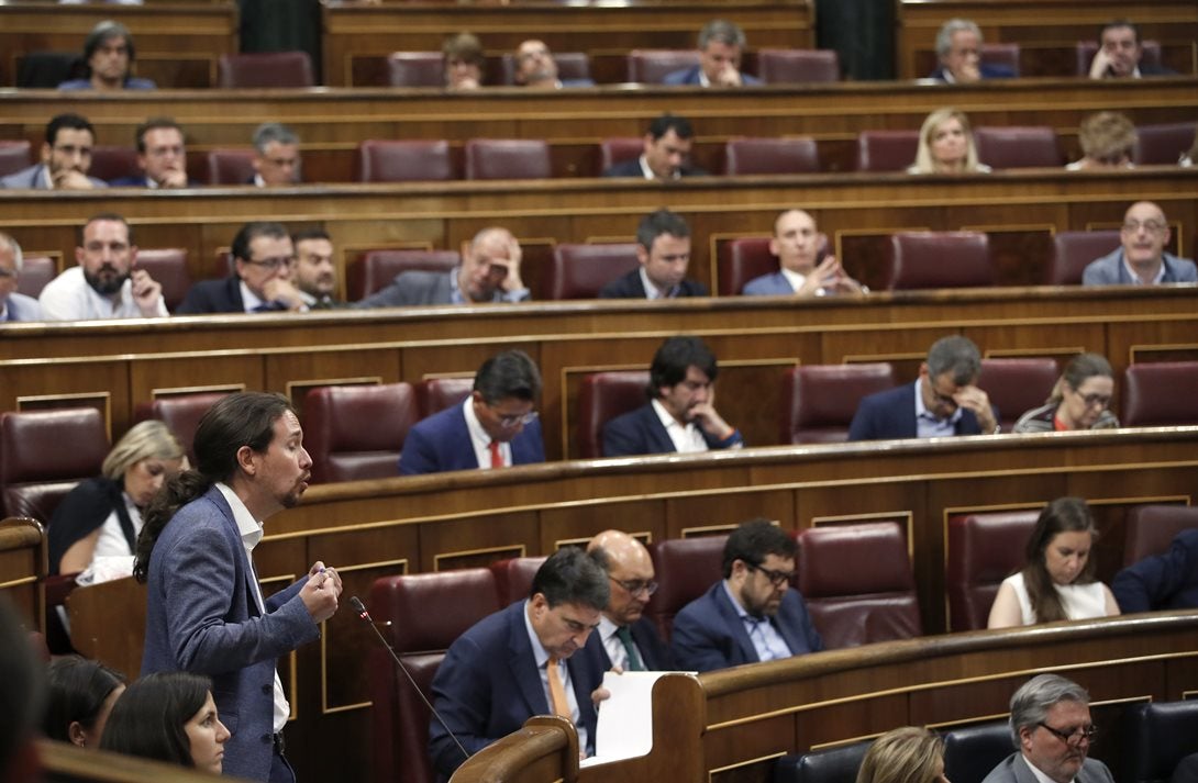 El Congreso gastó 2,48 millones en viajes nacionales de diputados en el primer semestre, un 40% más que en 2016 El Congreso gastó 2,48 millones en viajes nacionales de diputados en el primer semestre, un 40% más que en 2016