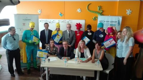 El proyecto 'Poci&oacute;n de H&eacute;roes' de la Fundaci&oacute;n Atresmedia ha llegado a Son Espases para acompa&ntilde;ar a ni&ntilde;os con c&aacute;ncer durante su tratamiento.