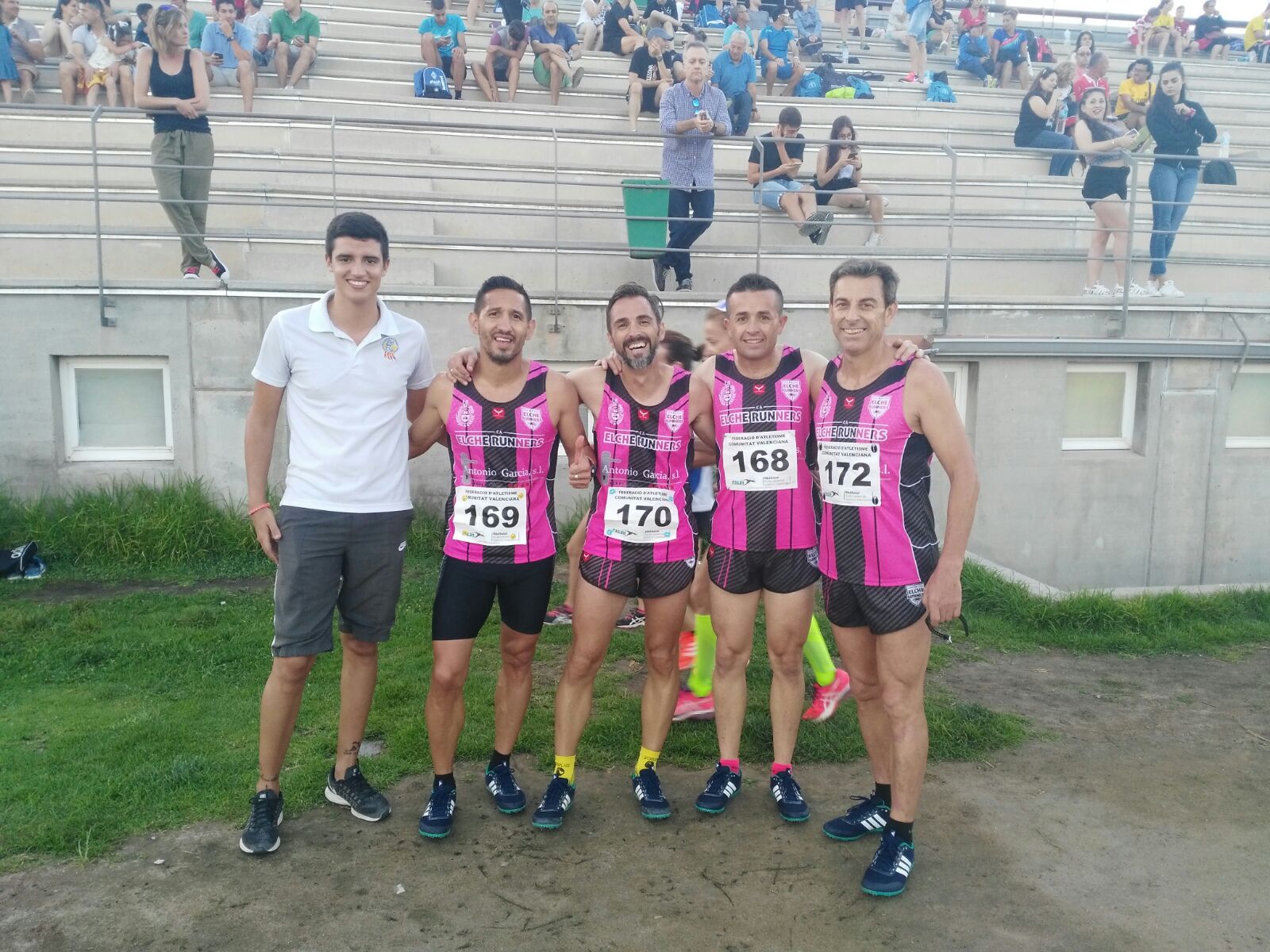 El Elche Runners-Ferretería Antonio García se trae tres medallas del Autonómico al aire libre El Elche Runners-Ferretería Antonio García se trae tres medallas del Autonómico al aire libre