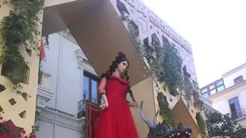 Comienza el desfile de La Tarasca Comienza el desfile de La Tarasca