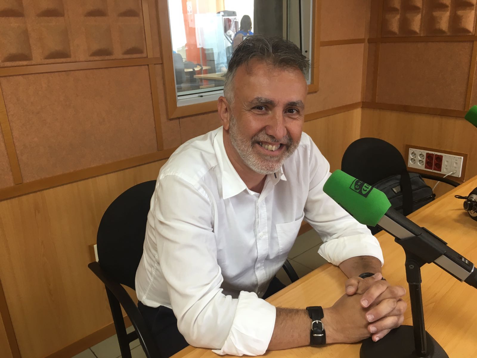 Ángel Víctor Torres: "Canarias sola no puede absorber toda la inmigración que llega" Ángel Víctor Torres: "Canarias sola no puede absorber toda la inmigración que llega"