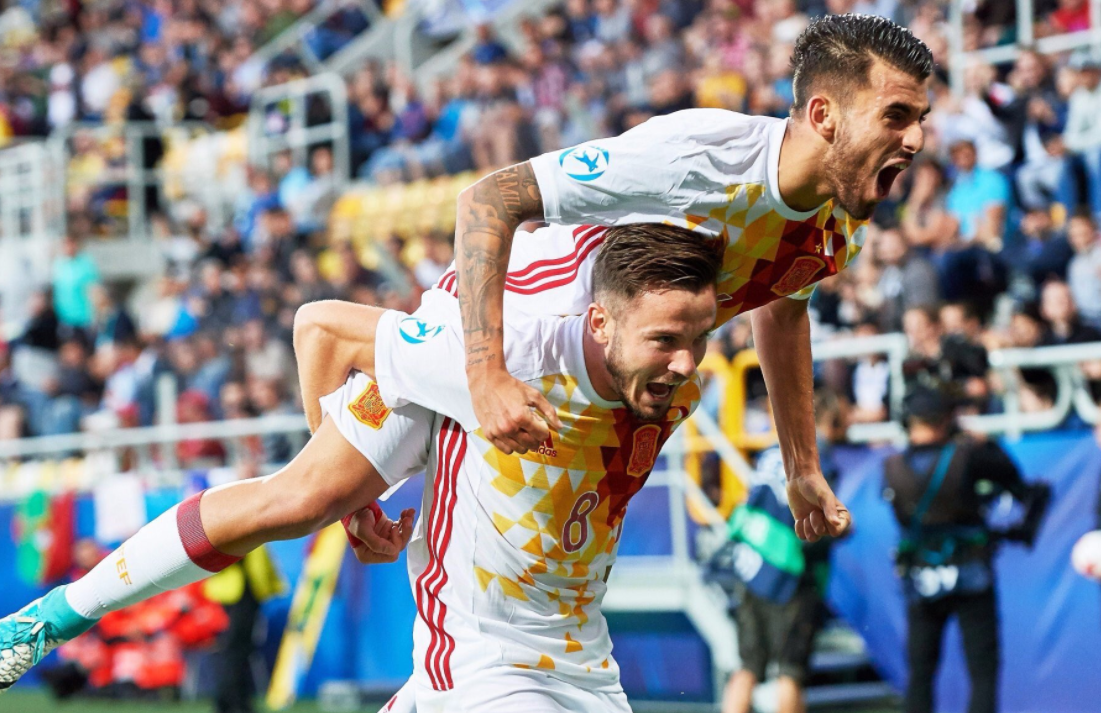 Los alemanes calientan el partido contra España: "Tenemos que jugar sucio, enseñarles cómo se juega una final" Los alemanes calientan el partido contra España: "Tenemos que jugar sucio, enseñarles cómo se juega una final"