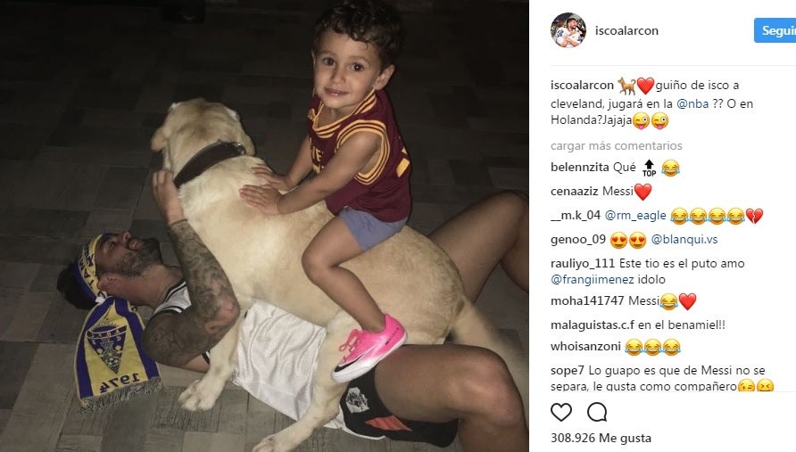 El 'dardo' de Isco a la prensa bromeando sobre su futuro El 'dardo' de Isco a la prensa bromeando sobre su futuro