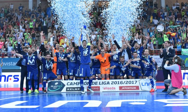 Ricardinho y David Herrero celebran en El Transistor la liga ganada por Interviú Ricardinho y David Herrero celebran en El Transistor la liga ganada por Interviú