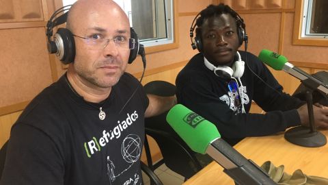 Invitados con motivo del D&iacute;a Mundial del Refugidado en Onda Cero Canarias