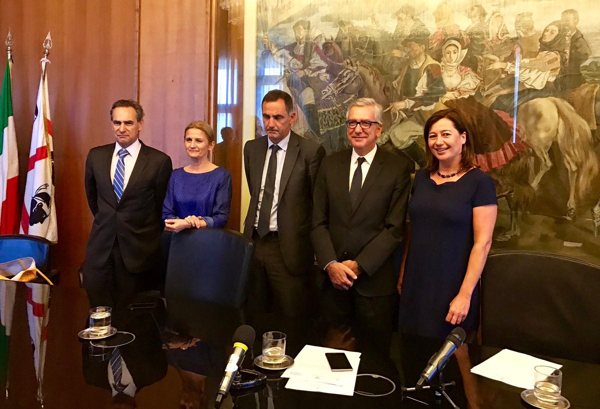 Baleares, Córcega y Cerdeña pactan un frente común para exigir a la UE las mismas ayudas que las islas ultraperiféricas Baleares, Córcega y Cerdeña pactan un frente común para exigir a la UE las mismas ayudas que las islas ultraperiféricas