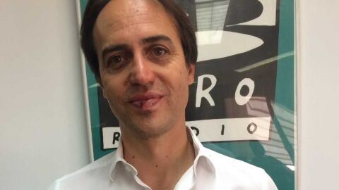 &Aacute;lvaro Gij&oacute;n antes de la entrevista en Onda Cero