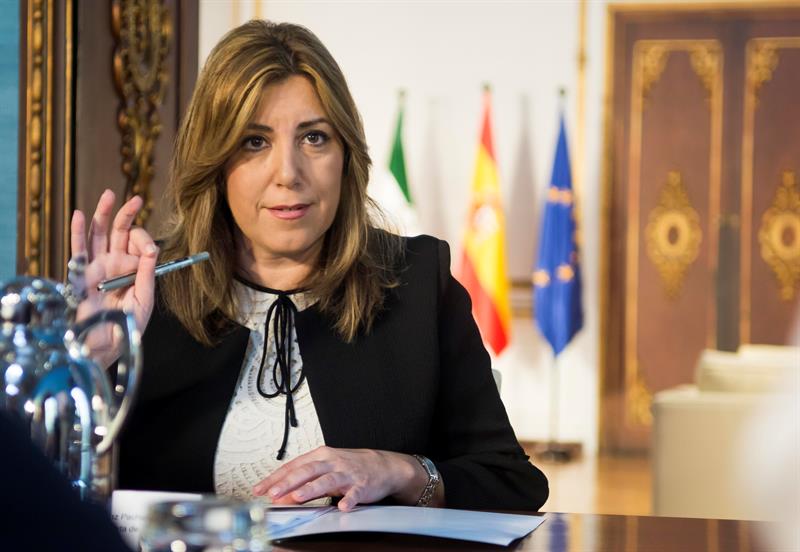 Susana Díaz urge a cambiar la ley para que los maltratadores pierdan la custodia tras el caso de Juana Rivas Susana Díaz urge a cambiar la ley para que los maltratadores pierdan la custodia tras el caso de Juana Rivas