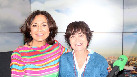 Isabel Gemio junto a Rosa Montero en Onda Cero