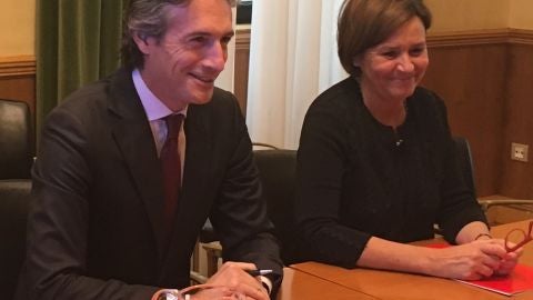 Reuni&oacute;n para exponer el plan de v&iacute;as de Gij&oacute;n