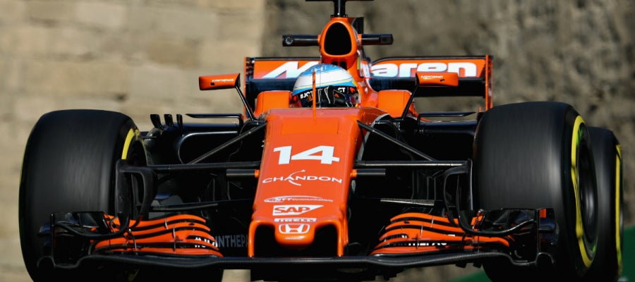 Fernando Alonso, en su coche Fernando Alonso, en su coche