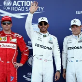 Raikkonen, Hamilton y Bottas Raikkonen, Hamilton y Bottas
