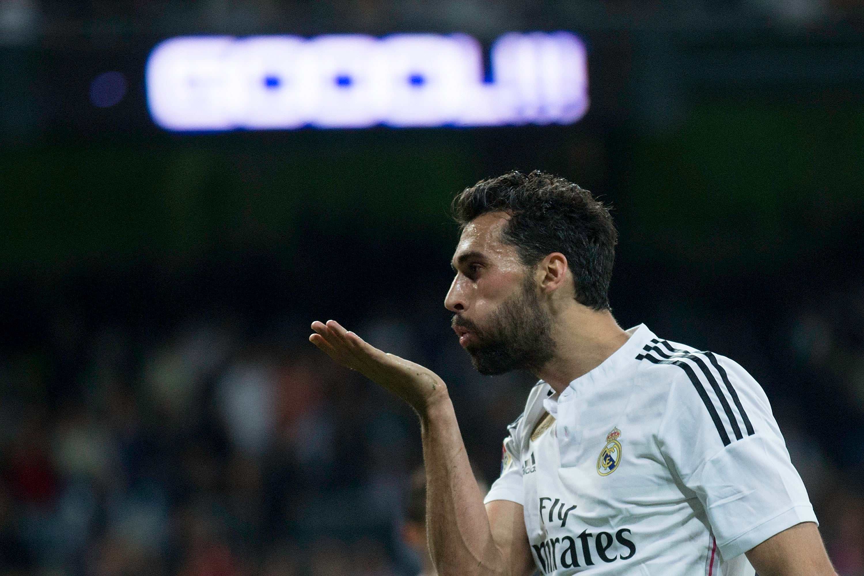 Arbeloa anuncia su retirada: "Ha llegado el momento de decir basta" Arbeloa anuncia su retirada: "Ha llegado el momento de decir basta"