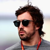 Fernando Alonso, en el paddock de Azerbaiyán