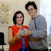 Gema Igual felicita a la deportista santanderina Laura Nicholls