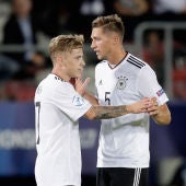 Los jugadores alemanes celebran el 1-0 ante España