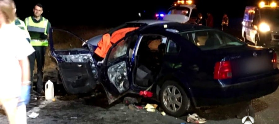 Cuatro muertos y cuatro heridos en un accidente de tráfico en Escalonilla, Toledo Cuatro muertos y cuatro heridos en un accidente de tráfico en Escalonilla, Toledo