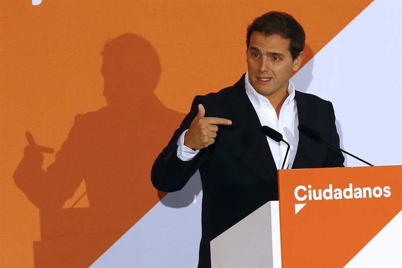 Rivera participará en el Orgullo con una carroza que defiende la gestación subrogada Rivera participará en el Orgullo con una carroza que defiende la gestación subrogada