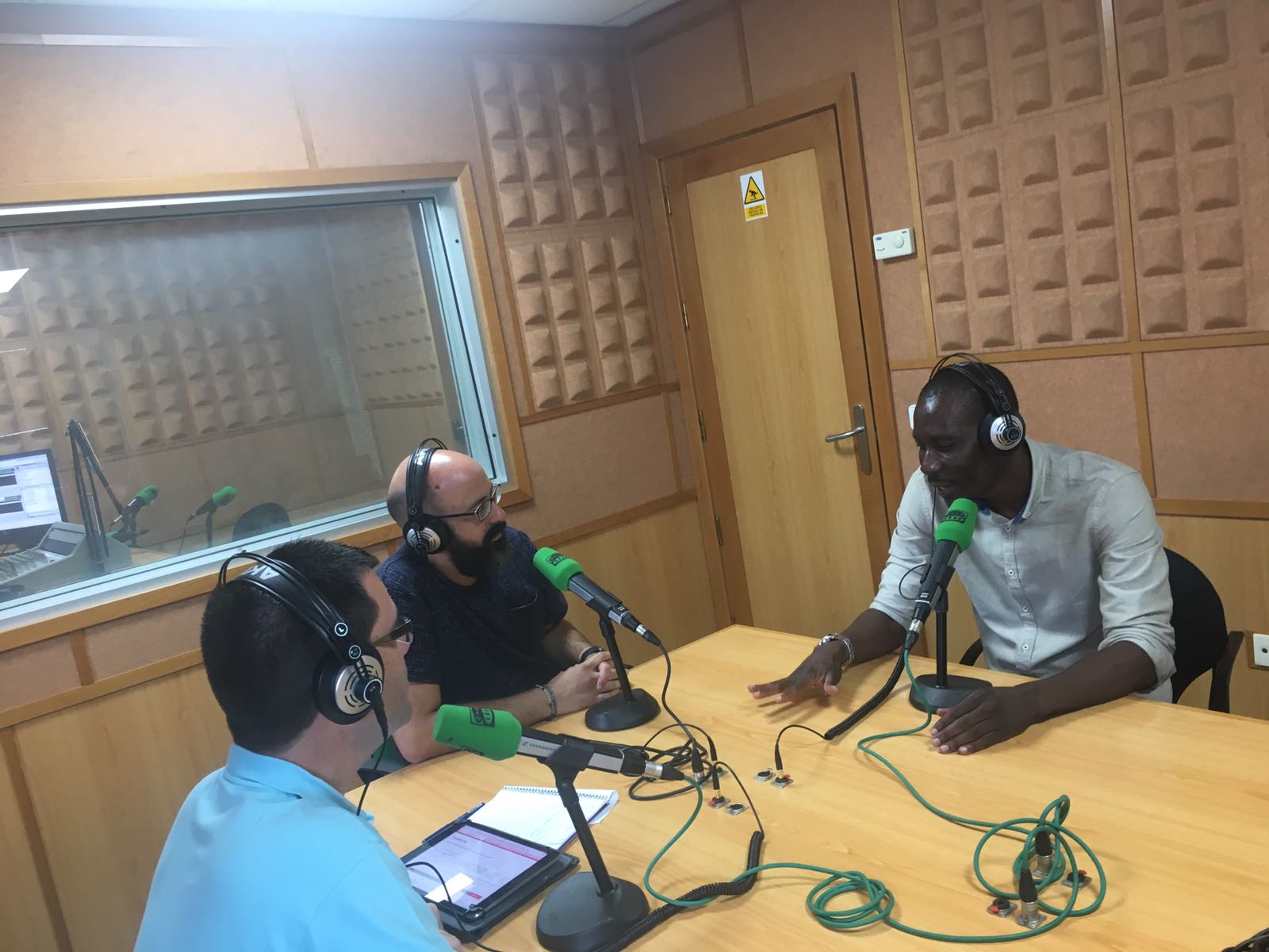 Luc André Secretario Ejecutivo de Políticas de Refugiados del PSOE "Cada dos horas mueren dos personas en el Mediterraneo. Vamos camino de superar las cifras de 2016" Luc André Secretario Ejecutivo de Políticas de Refugiados del PSOE "Cada dos horas mueren dos personas en el Mediterraneo. Vamos camino de superar las cifras de 2016"